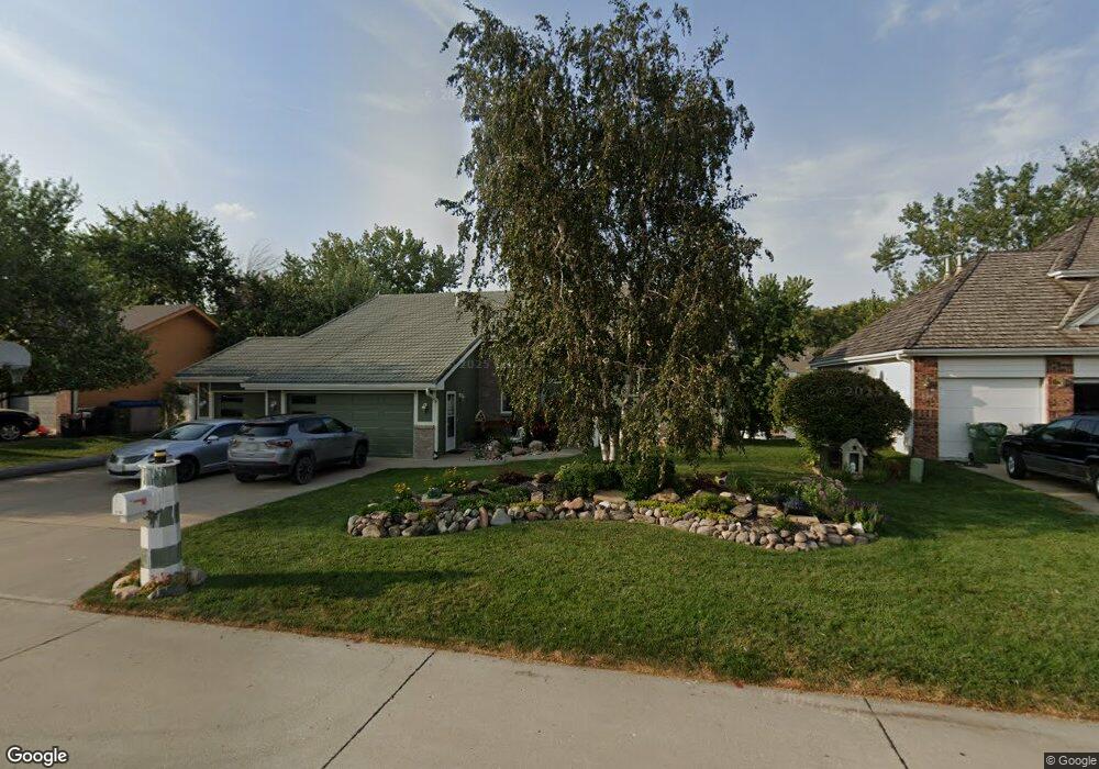8514 Makaha Cir, Papillion, NE 68046 - photo 1