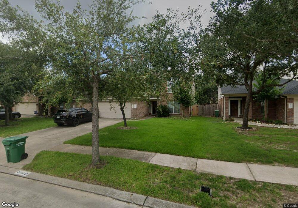 31723 Royal Woods Ct, Conroe, TX 77385 - photo 1