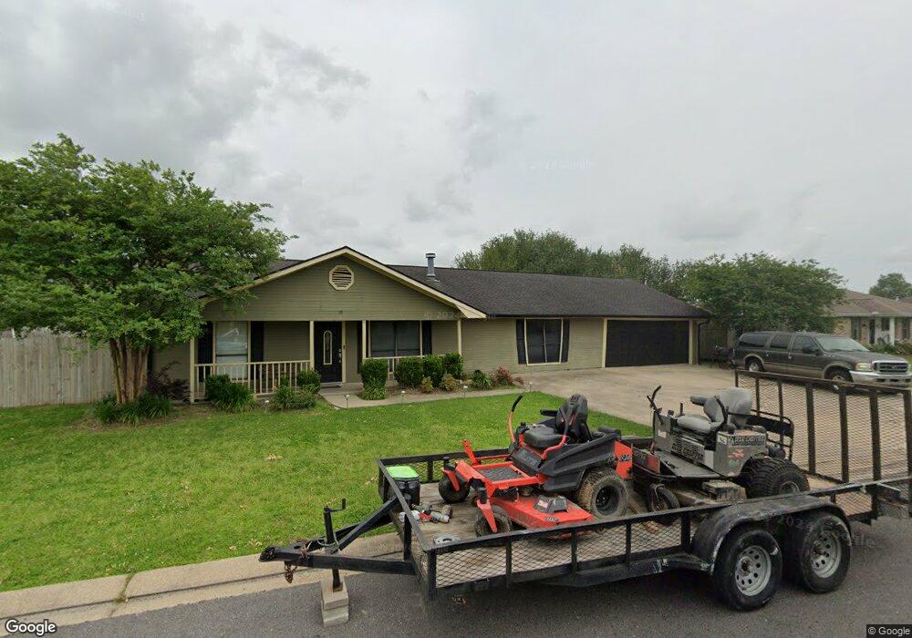 5803 Torrence Ln, Lake Charles, LA 70605 - photo 1