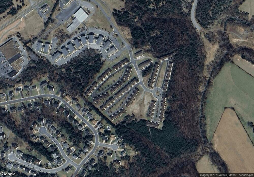 32 Logan Cir unit A4, Strasburg, VA 22657 - photo 1