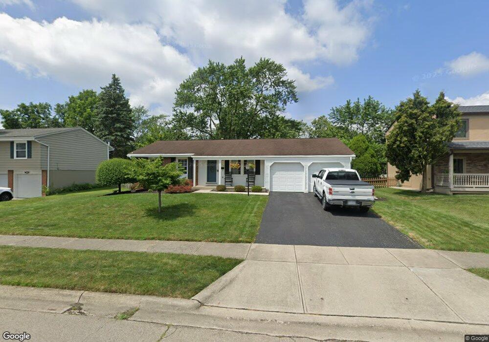 5039 Jamestown Rd, Columbus, OH 43220 - photo 1