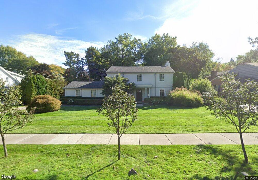 330 Hupp Cross Rd, Bloomfield Hills, MI 48301 - photo 1