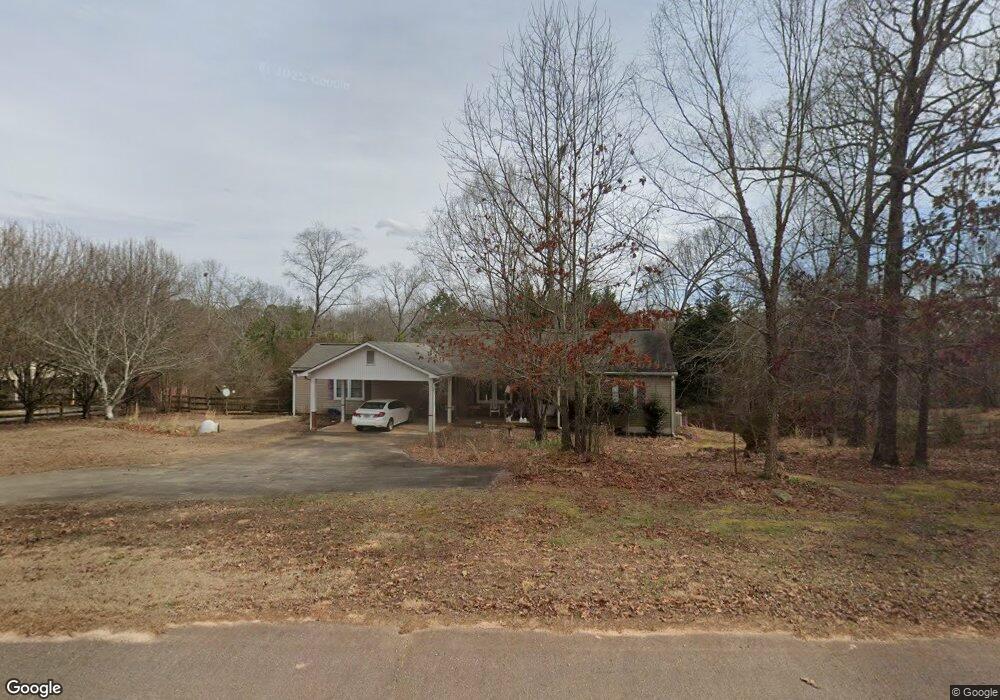 211 W Pinewood Dr, Dahlonega, GA 30533 - photo 1