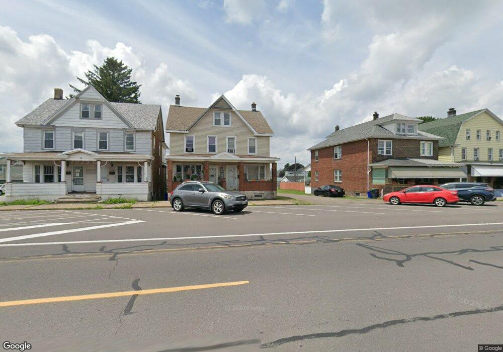 524 S Poplar St, Hazleton, PA 18201 - photo 1