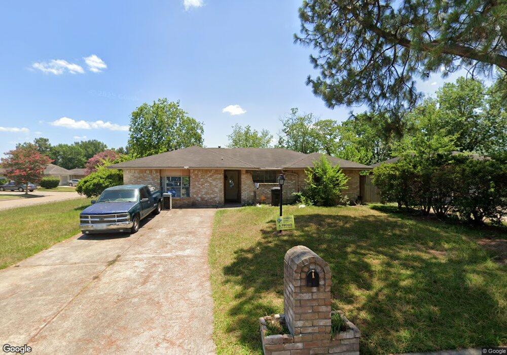8858 Brackley Ln, Houston, TX 77088 - photo 1