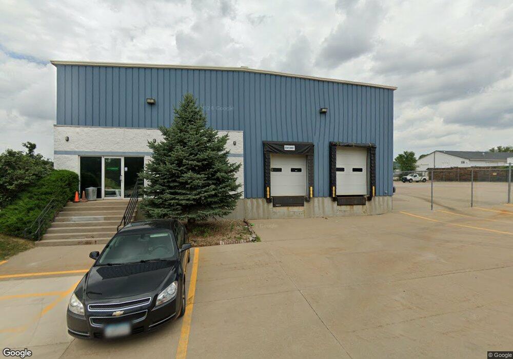 2123 N Towne Ln NE, Cedar Rapids, IA 52402 - photo 1