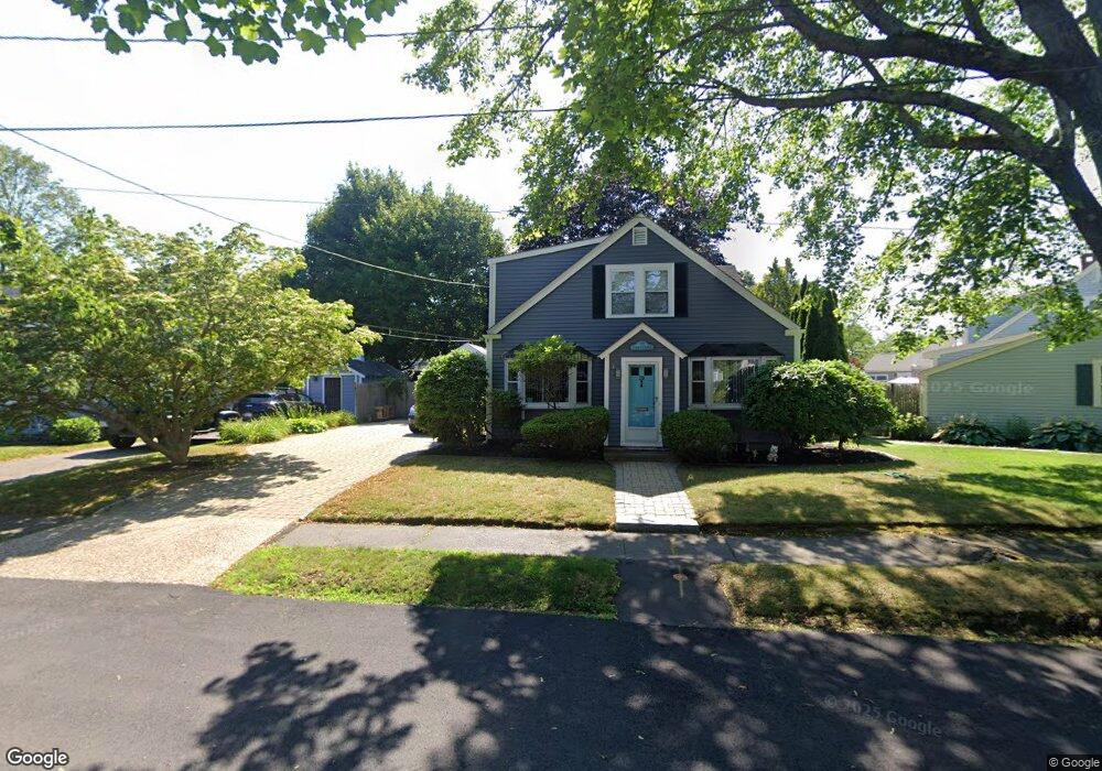 28 Canterbury Rd, Marblehead, MA 01945 - photo 1