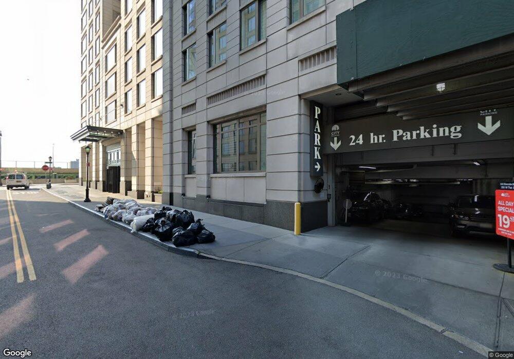 240 Riverside Blvd unit 10, New York, NY 10069 - photo 1