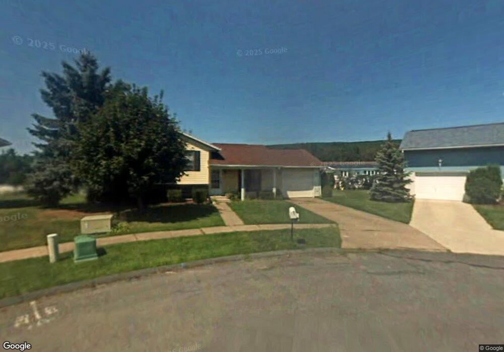 203 Leda Cir, Taylor, PA 18517 - photo 1