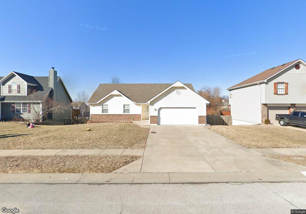 200 W Laredo Trail, Raymore, MO 64083 - photo 1