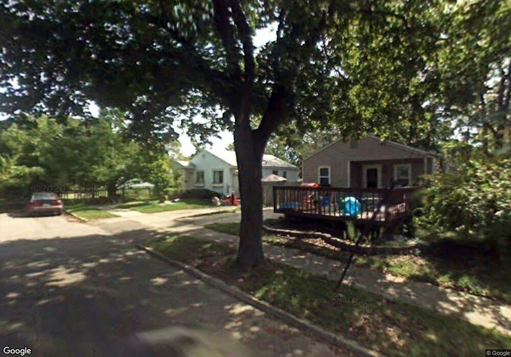 1515 Hull Ct, Lansing, MI 48915 - photo 1