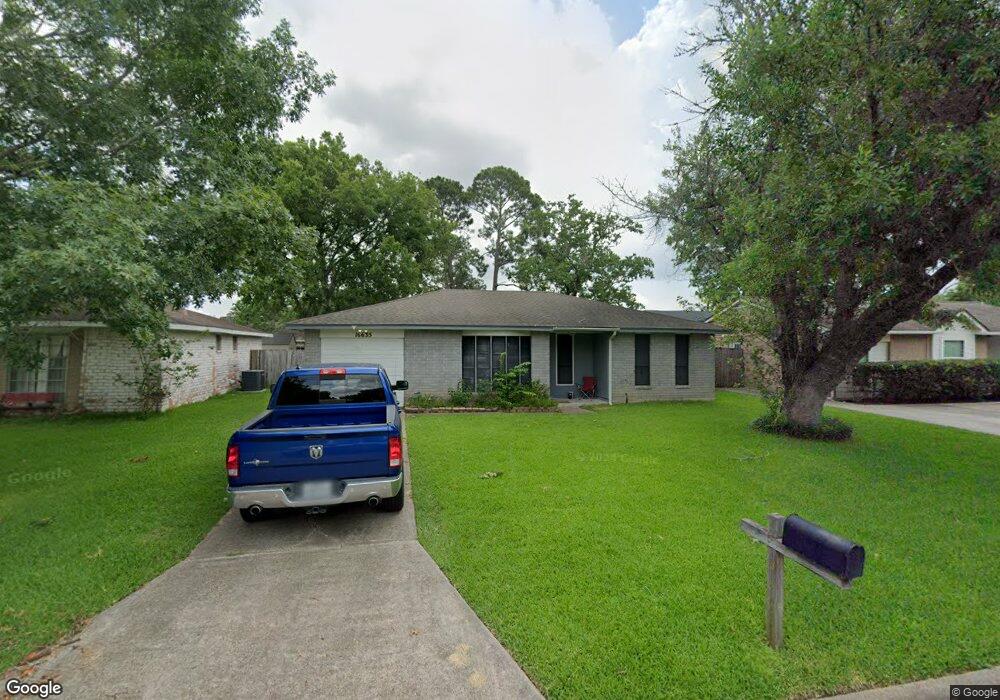 16635 Forest Bend Ave, Friendswood, TX 77546 - photo 1