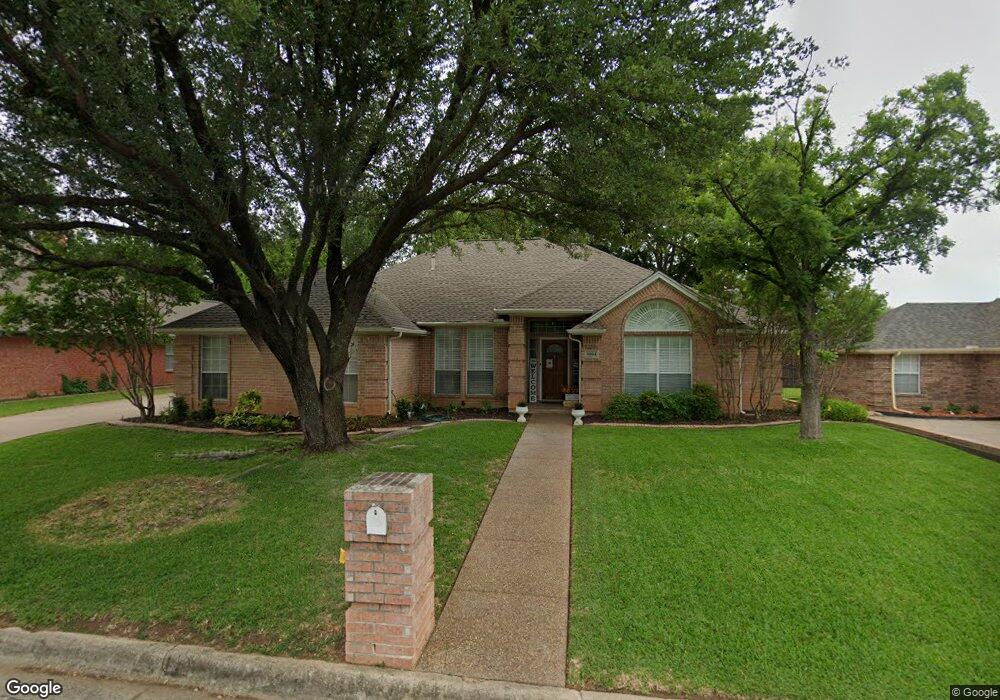 9004 S Crest Dr, North Richland Hills, TX 76182 - photo 1