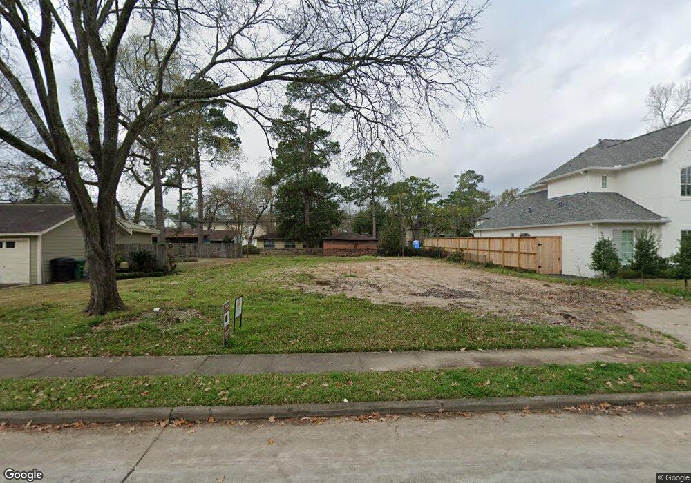 1433 Glourie Dr, Houston, TX 77055 - photo 1