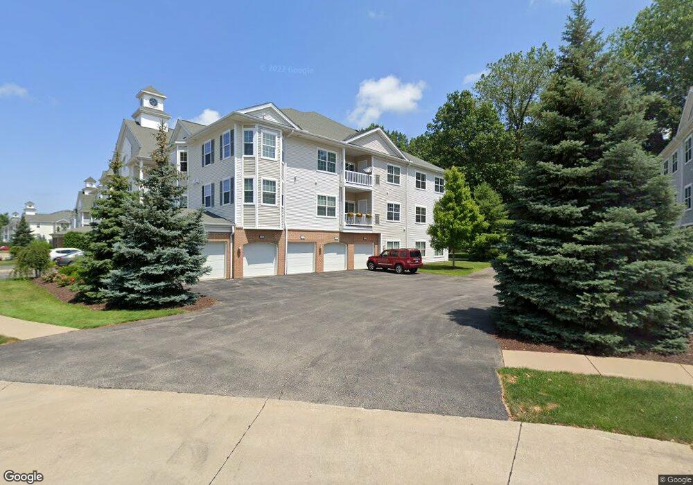 611 Aqua Marine Blvd unit 11, Avon Lake, OH 44012 - photo 1