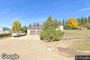 308 7th St NW, Kenmare, ND 58746