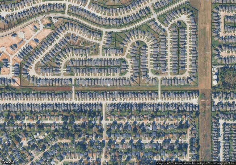 10930 Spring Brook Pass Dr, Humble, TX 77396 - photo 1