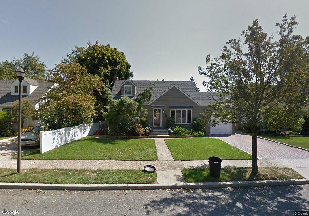 429 Jefferson St, Franklin Square, NY 11010 - photo 1