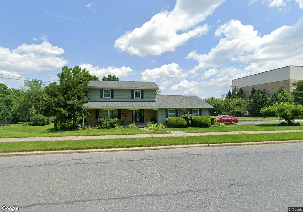 493 E Center St, Nazareth, PA 18064 - photo 1