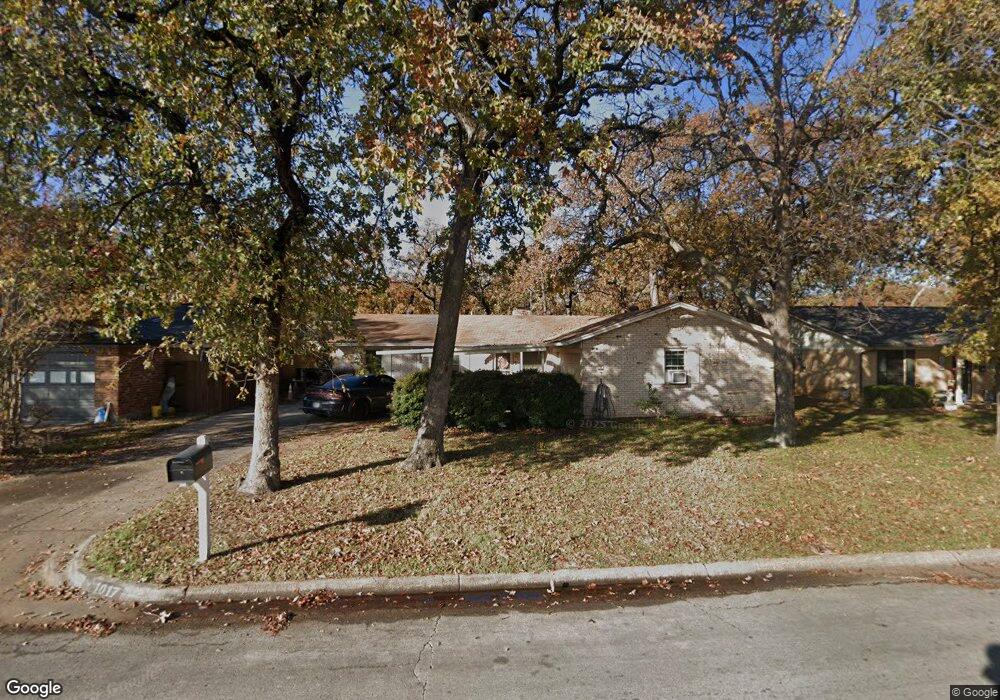 1017 Harrison Ln, Hurst, TX 76053 - photo 1