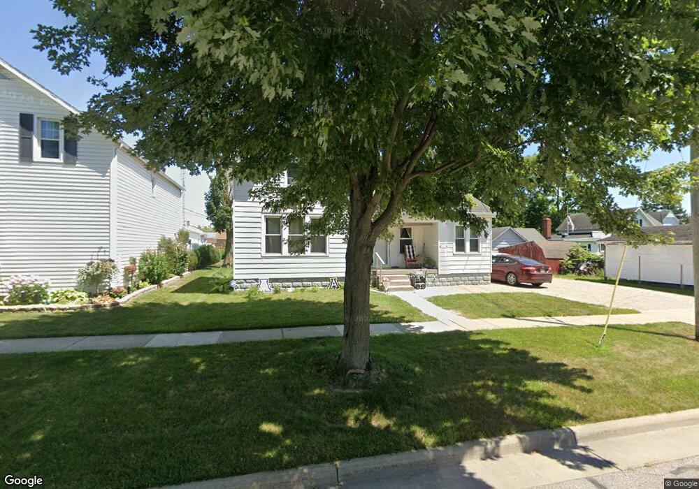 206 Vine St, Archbold, OH 43502 - photo 1