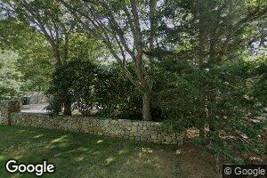 384 Monomoscoy Rd, Mashpee, MA 02649