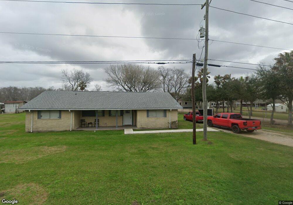 719 E House St, Alvin, TX 77511 - photo 1