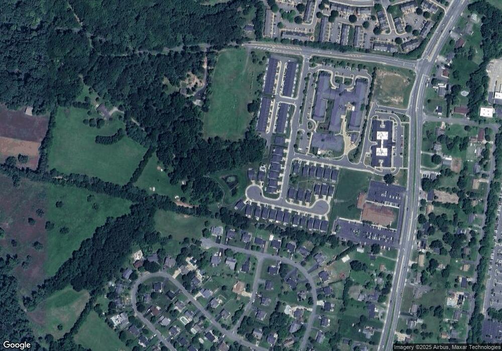 5721 Spring Arbor Cir, Fredericksburg, VA 22407 - photo 1