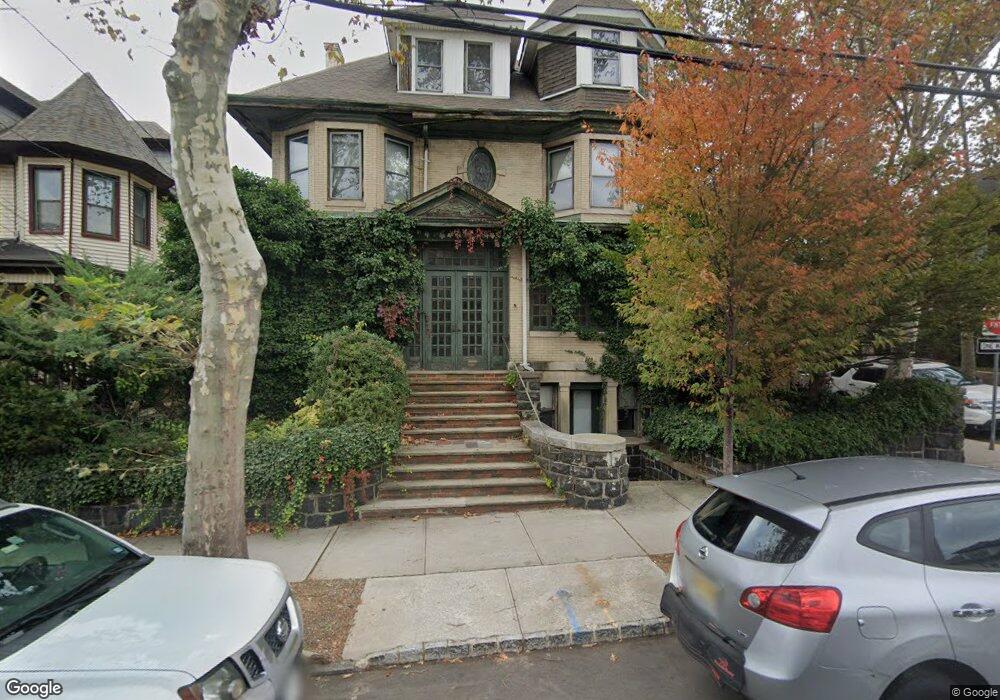 50 Clifton Terrace unit 52, Weehawken, NJ 07086 - photo 1