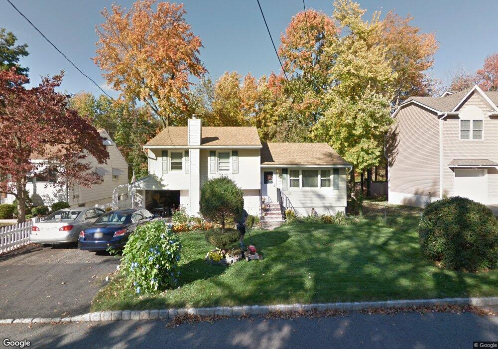 18 Elm Ln, Lake Hiawatha, NJ 07034 - photo 1