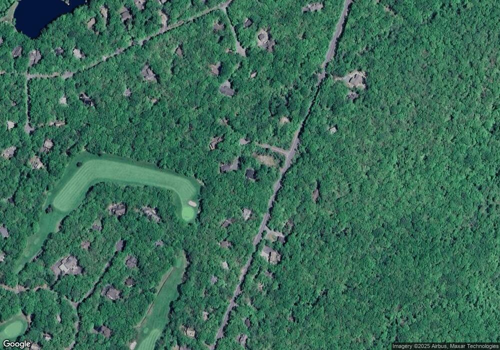 302 Canoe Brook Dr, Hawley, PA 18428 - photo 1