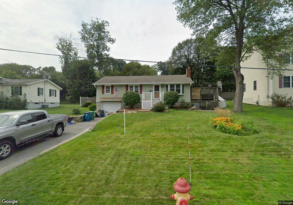 5 Forest Rd, Burlington, MA 01803 - photo 1