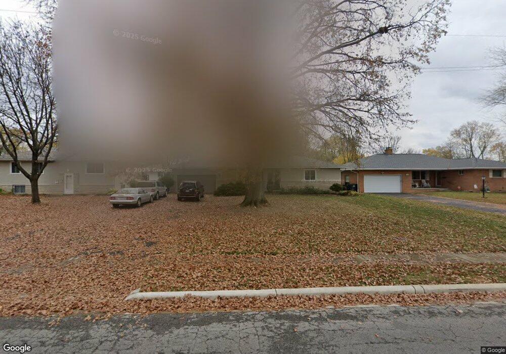 838 Bernhard Rd, Columbus, OH 43213 - photo 1