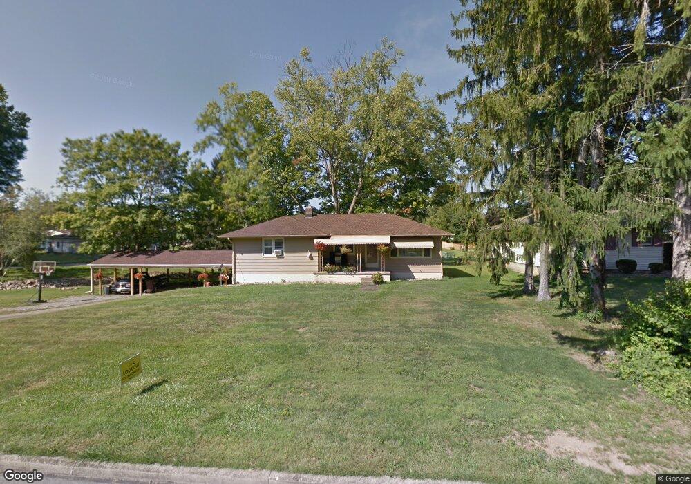 711 8th St, Struthers, OH 44471 - photo 1