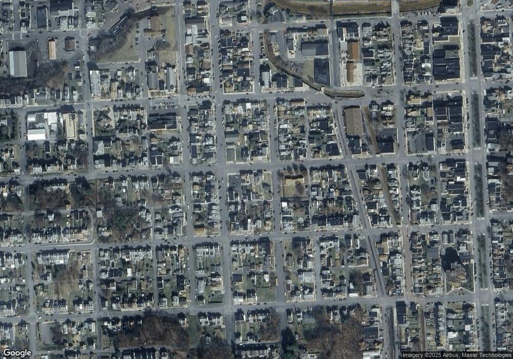 610 W Spruce St, Shamokin, PA 17872 - photo 1