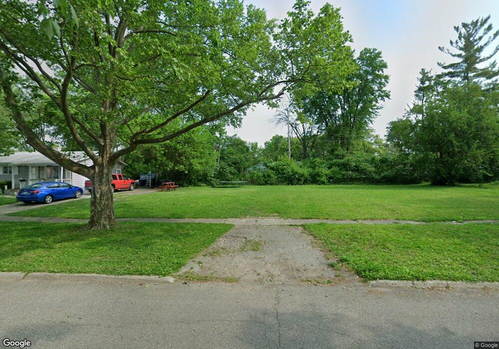 816 W Alma Ave, Flint, MI 48505 - photo 1