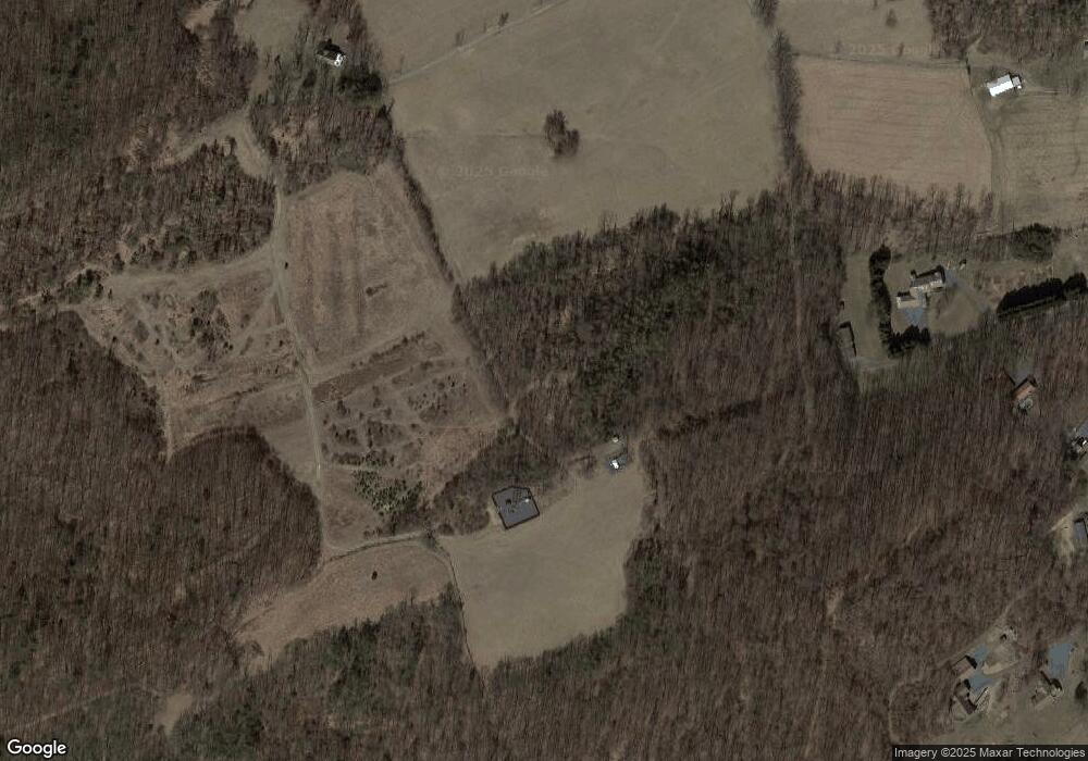 714 Mckeehan Rd, New Bloomfield, PA 17068 - photo 1