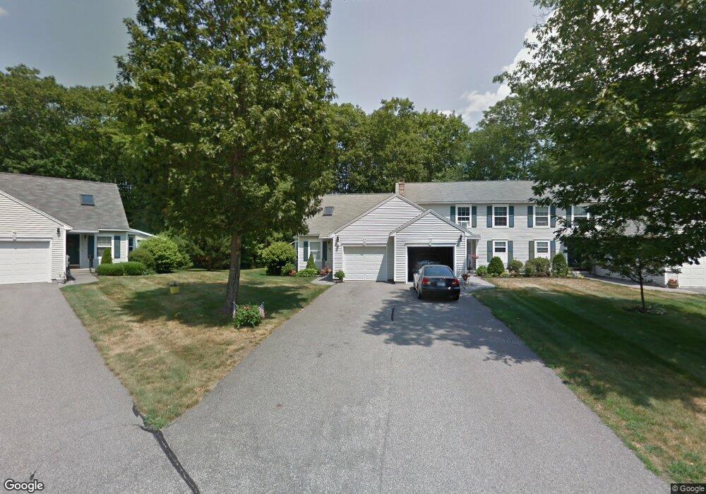 17 Windsor Commons Dr, Kennebunk, ME 04043 - photo 1