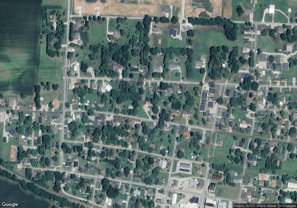 213 W Stone St, Sturgeon, MO 65284 - photo 1