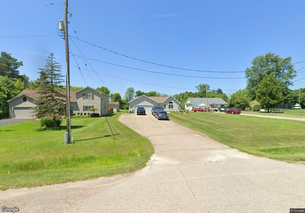 4047 N Irish Rd, Davison, MI 48423 - photo 1