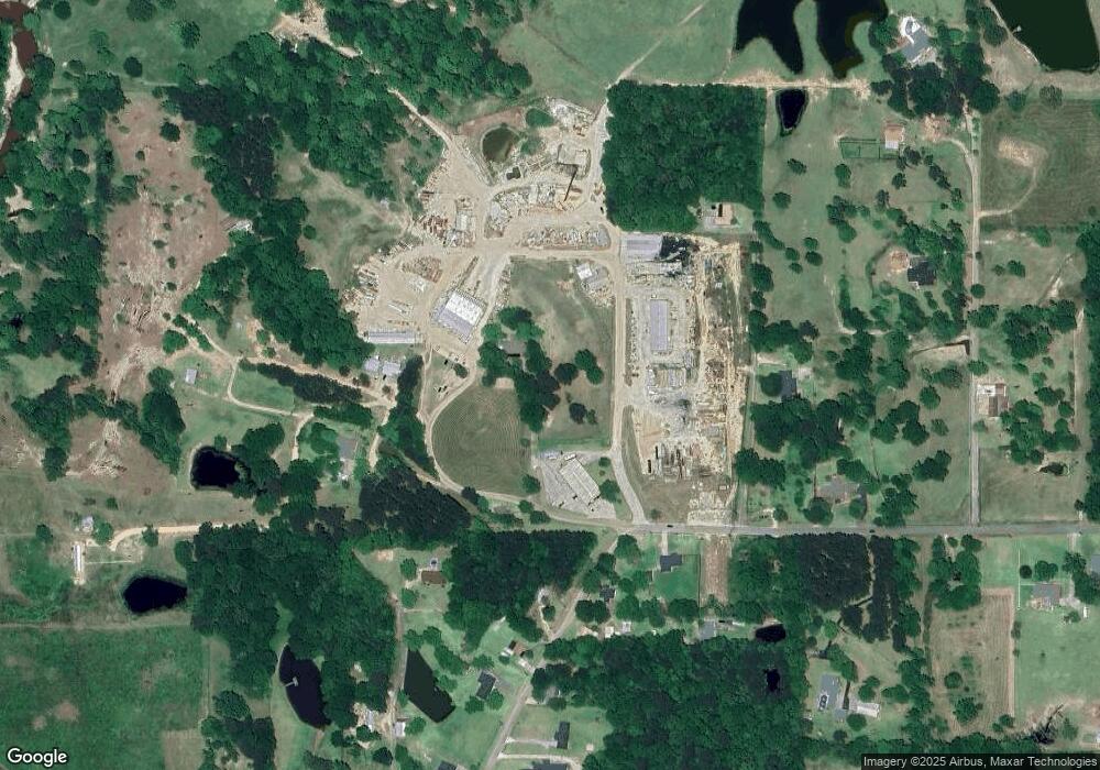 28 Taylors Cir, Laurel, MS 39443 - photo 1