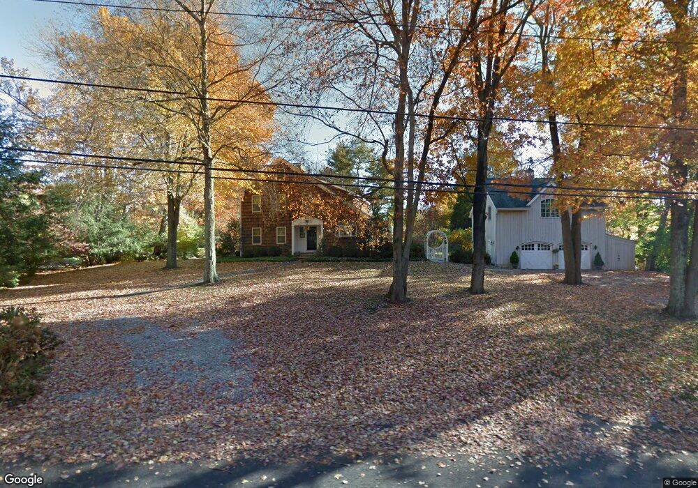 660 Eleven O Clock Rd, Fairfield, CT 06824 - photo 1