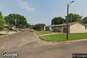 601 W 8th Ave, Lennox, SD 57039