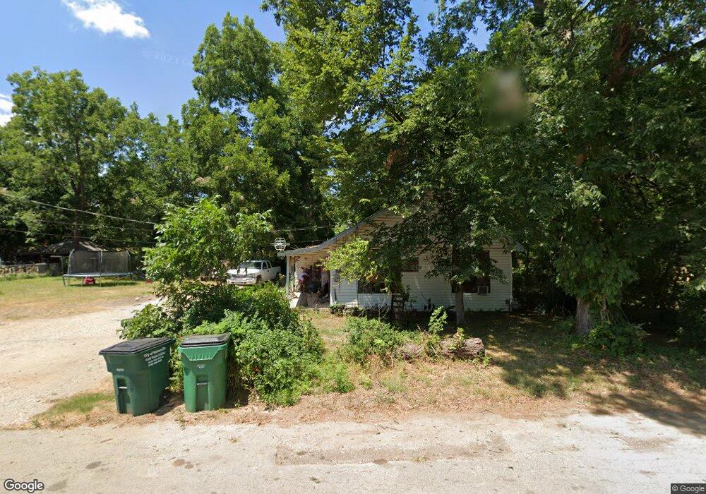 707 Mccubbin St, Gainesville, TX 76240 - photo 1