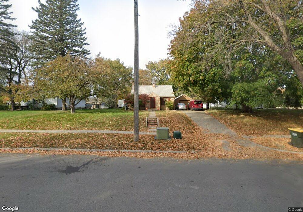 716 15th St SW, Willmar, MN 56201 - photo 1