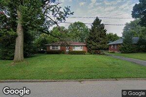 1727 Larkmoor Ln, Louisville, KY 40218
