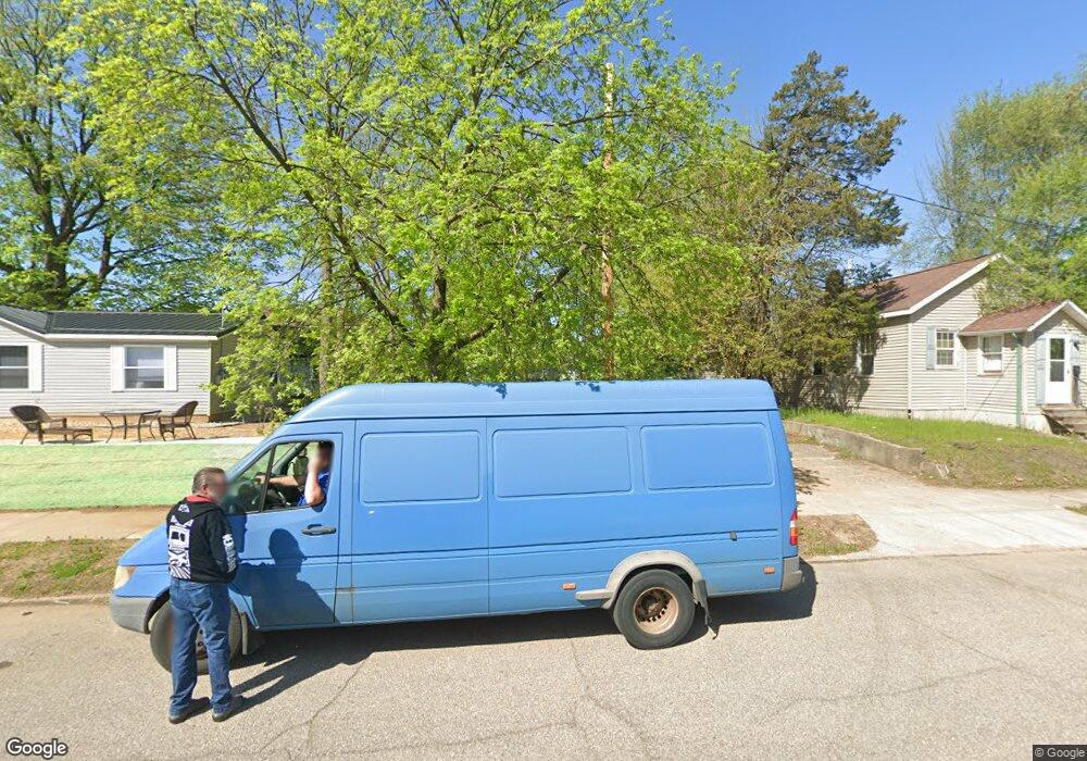 323 S 5th St, Elkhart, IN 46516 - photo 1