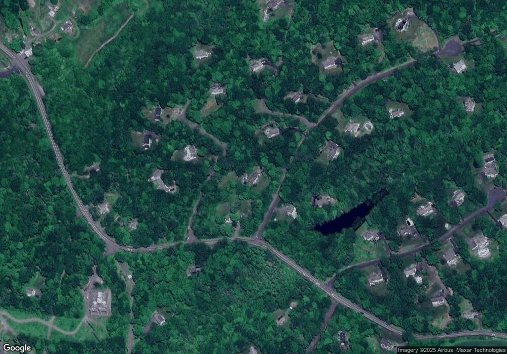 31 Hemlock Ridge Rd, Southbury, CT 06488 - photo 1