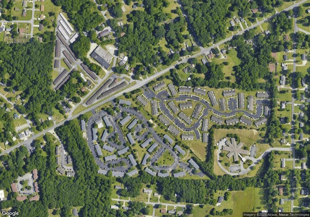 206 Oakmont Cir, High Point, NC 27263 - photo 1