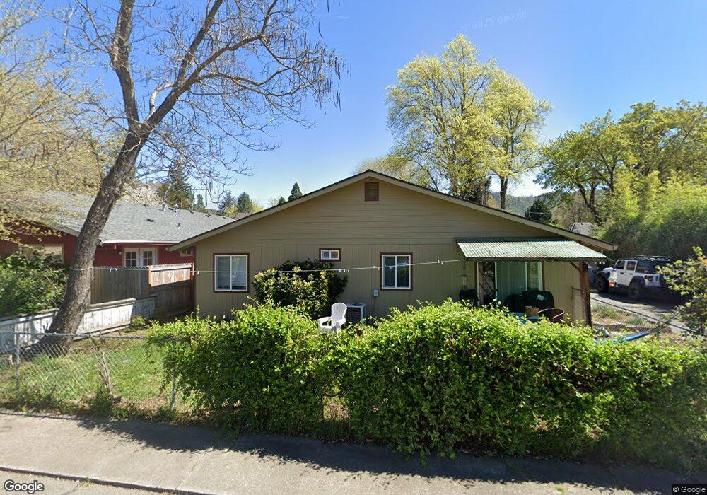 214 Oak St, Rogue River, OR 97537 - photo 1